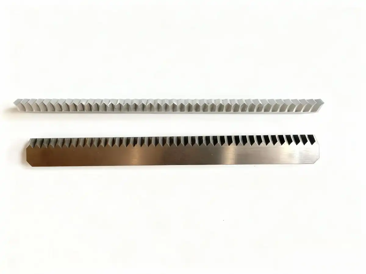 serrated blade 03 02