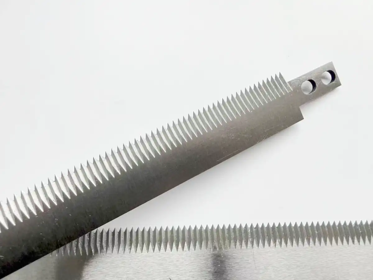 serrated blades